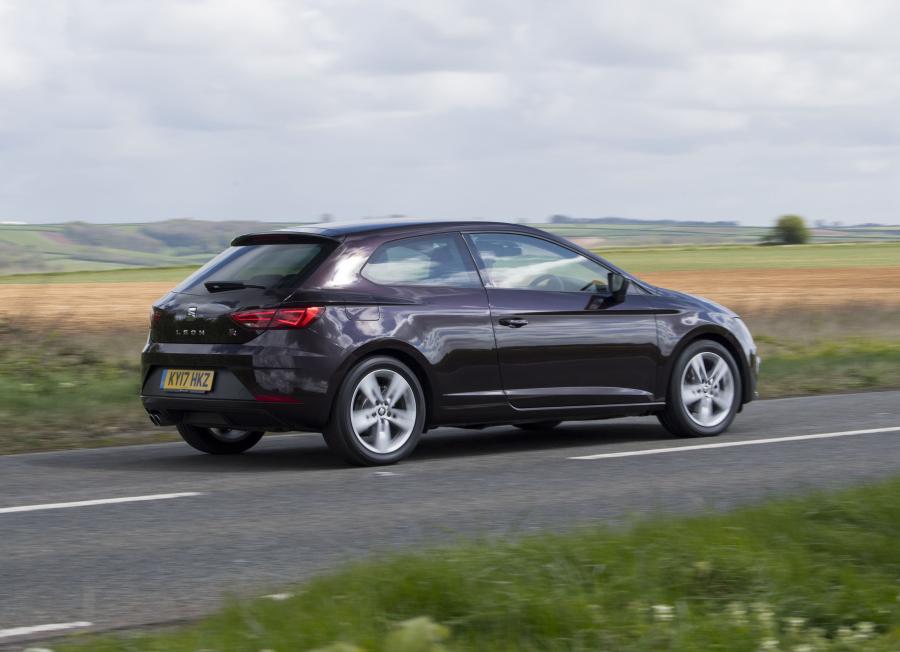  Seat Leon SC FR 2017 года  (UK) (фото 28 из 31)